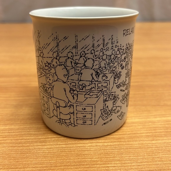 Vintage 80s Hallmark relax there's a woman on the job mug - Picture 3 of 8